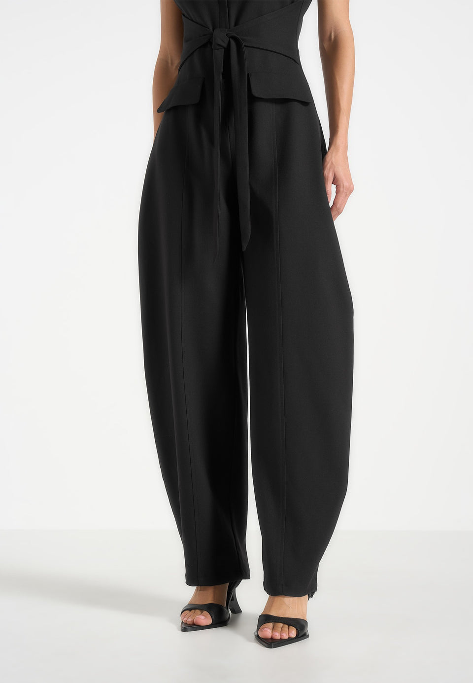 Kira - Tie-Waist Barrel Leg Tailored Jumpsuit - Black