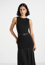 Emma - Crew Neck Crepe Belted Pleated Maxi Dress - Black