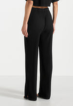 Lila - Pleated Wide-Leg Trousers - Black