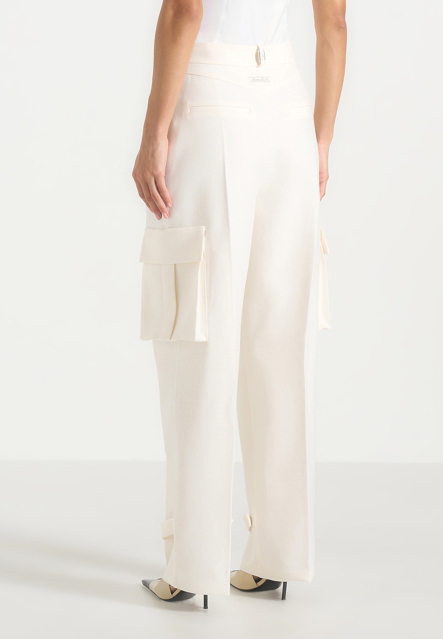 Danielle - Tailored Pleated Cargo Trousers - Off White