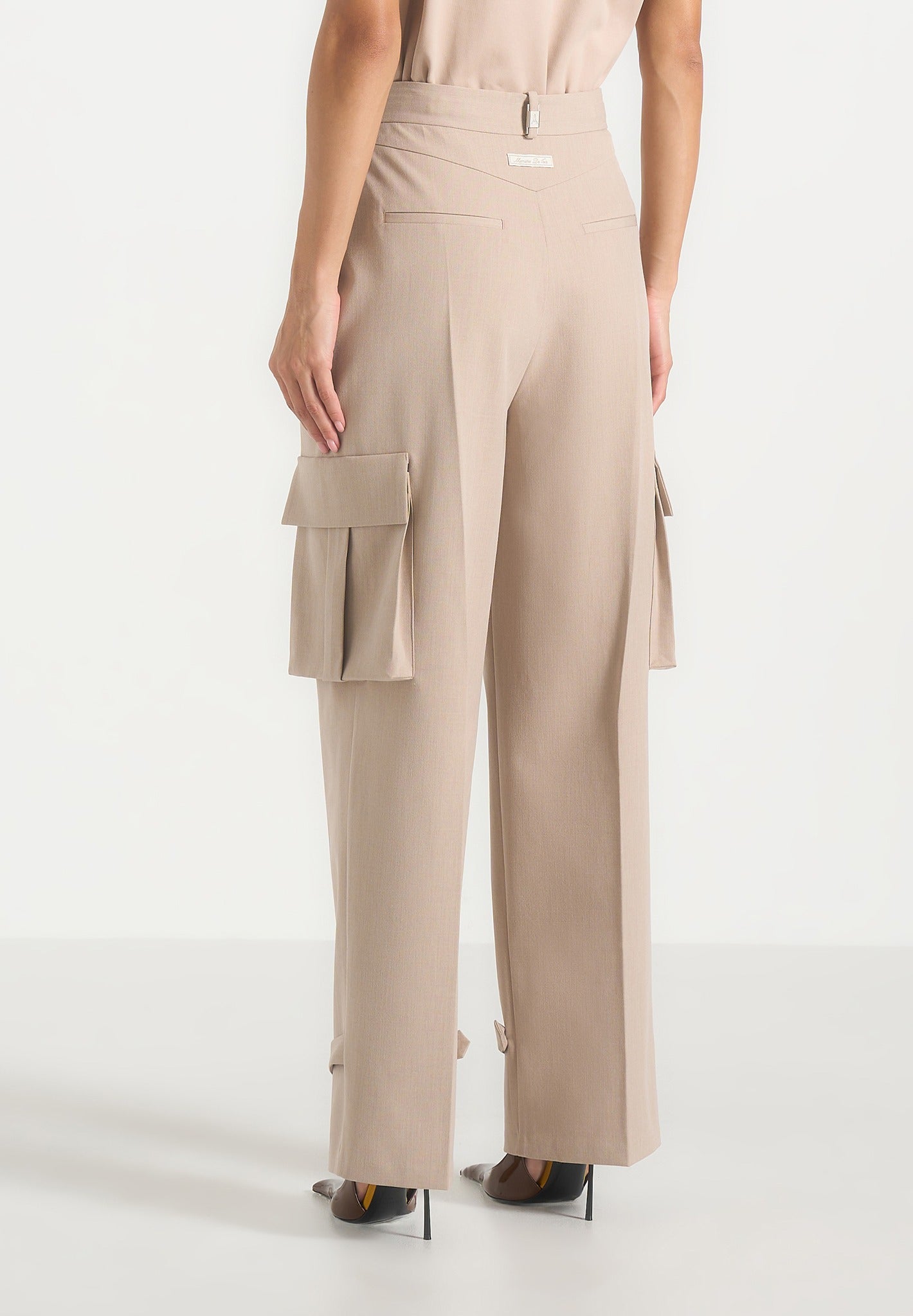 Danielle - Tailored Pleated Cargo Trousers - Beige