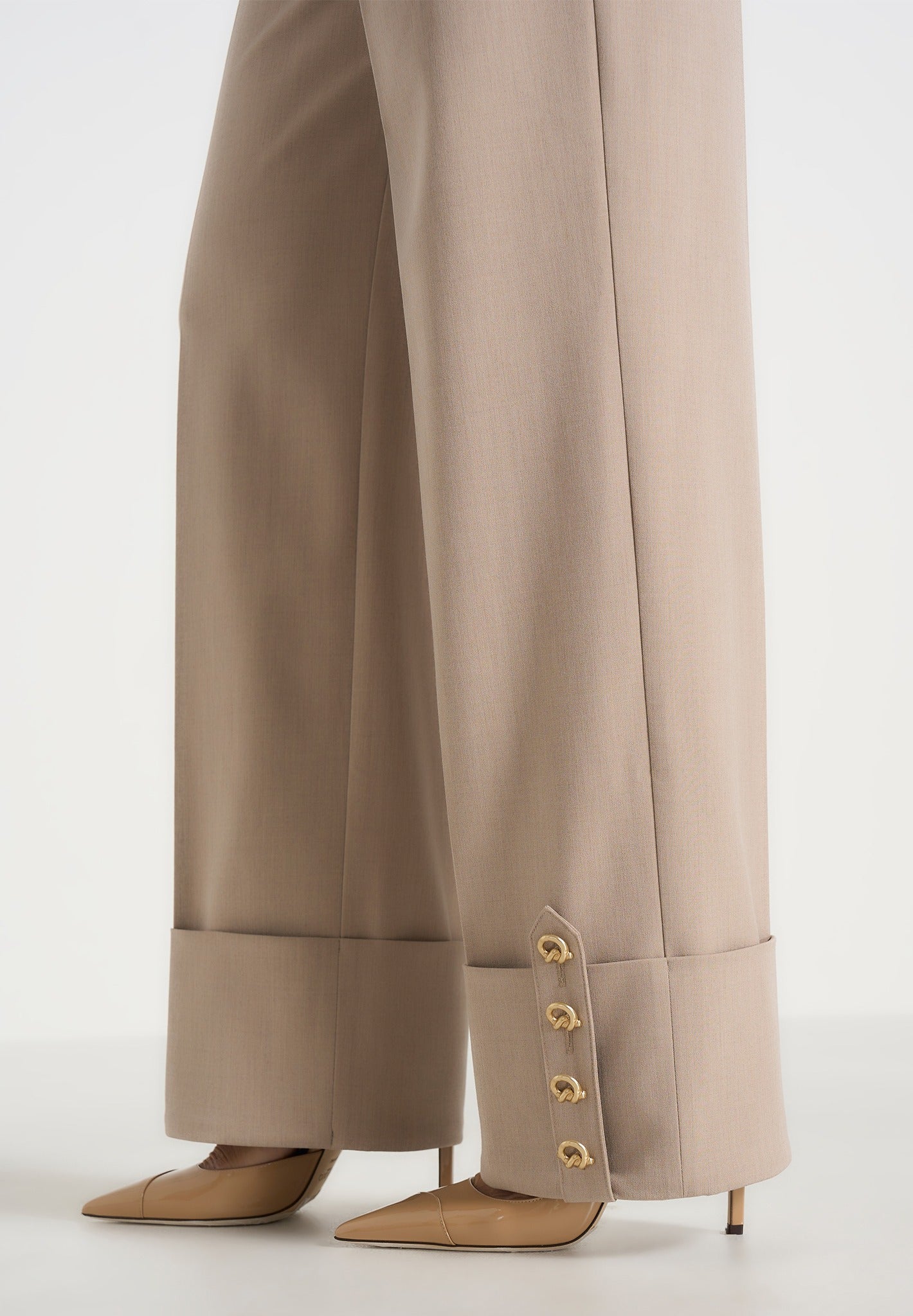 Darlene - Turn Up Detail Tailored Twin Pleat Trousers - Beige