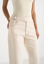 Loane - Twist Leg Boyfriend Jeans With Waist Adjuster - Cream