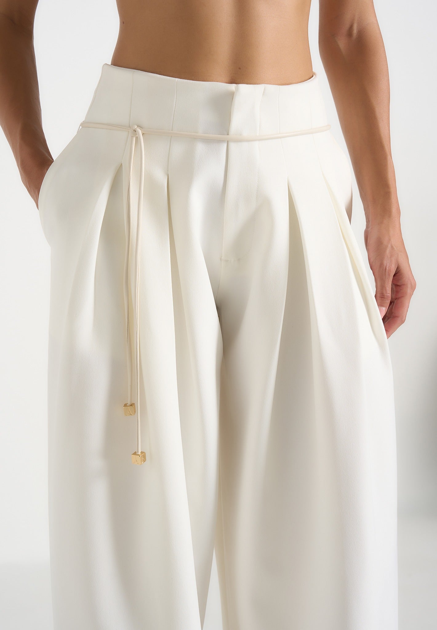 Flora - Box Pleat Wide Leg Belted Trousers - White