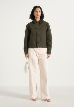 Nino - Unisex Clasp Detail Contrast Stitch Gabardine Jacket - Olive