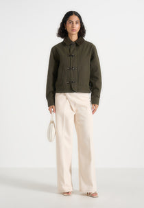 Nino - Unisex Clasp Detail Contrast Stitch Gabardine Jacket - Olive