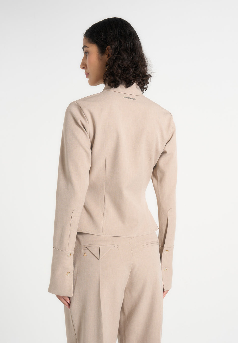 Sonia - Tailored Cinch Shirt - Beige
