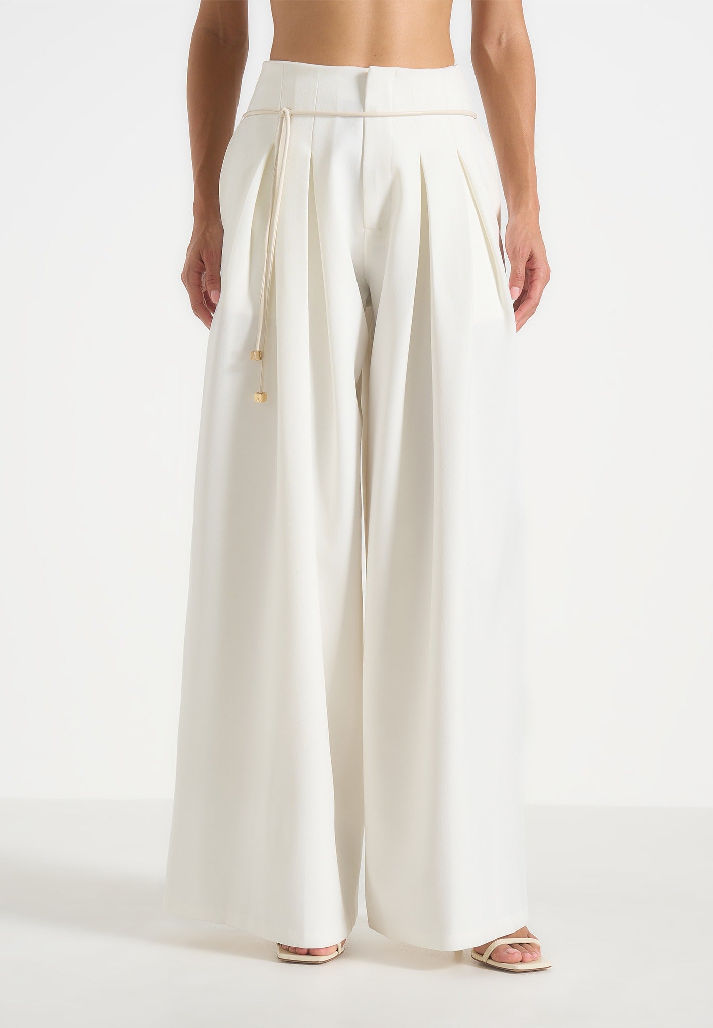 Flora - Box Pleat Wide Leg Belted Trousers - White