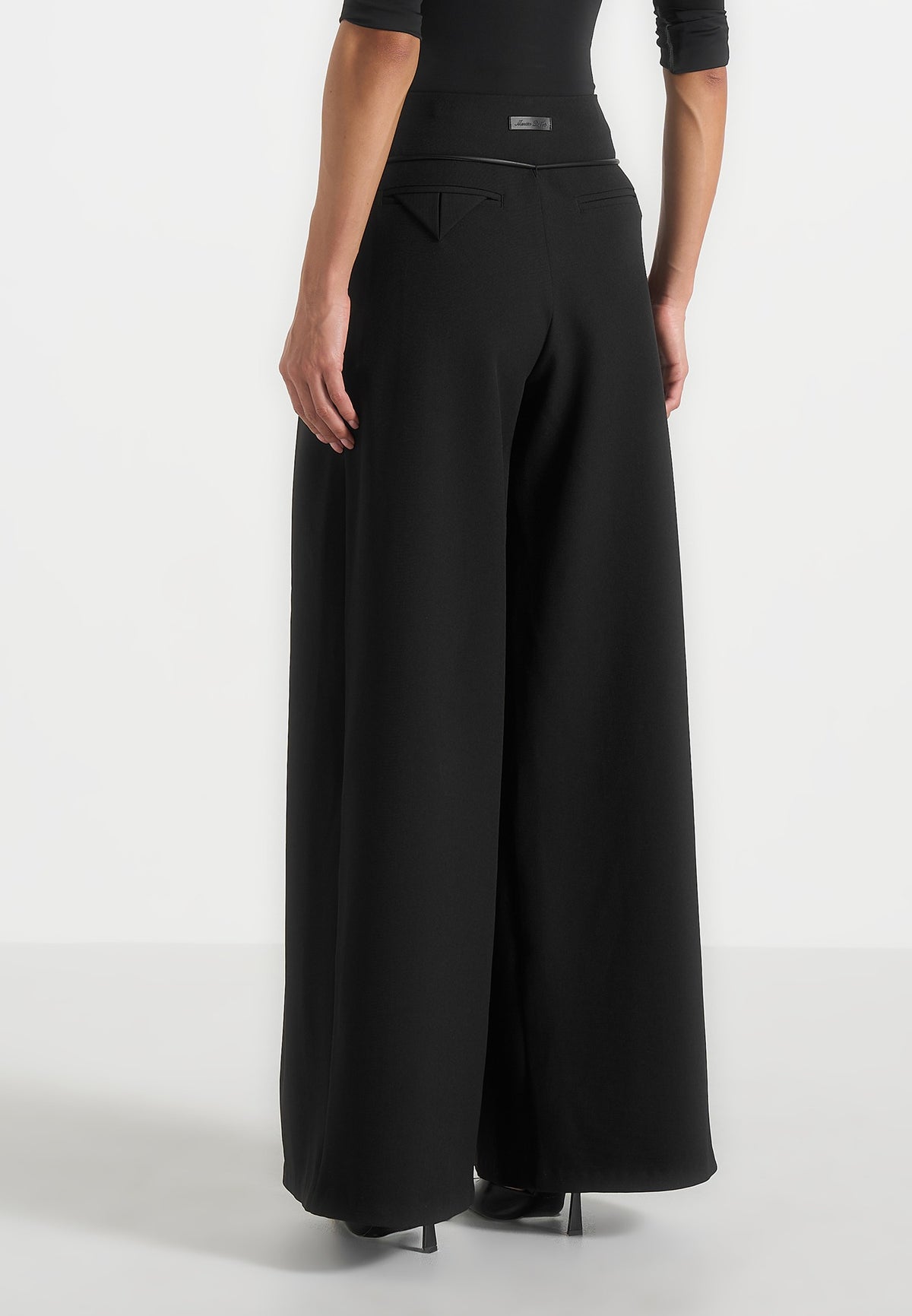 Flora - Box Pleat Wide Leg Belted Trousers - Black