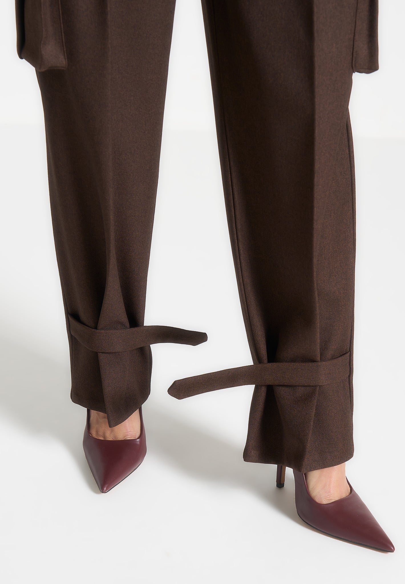 danielle-tailored-pleated-cargo-trousers-brown