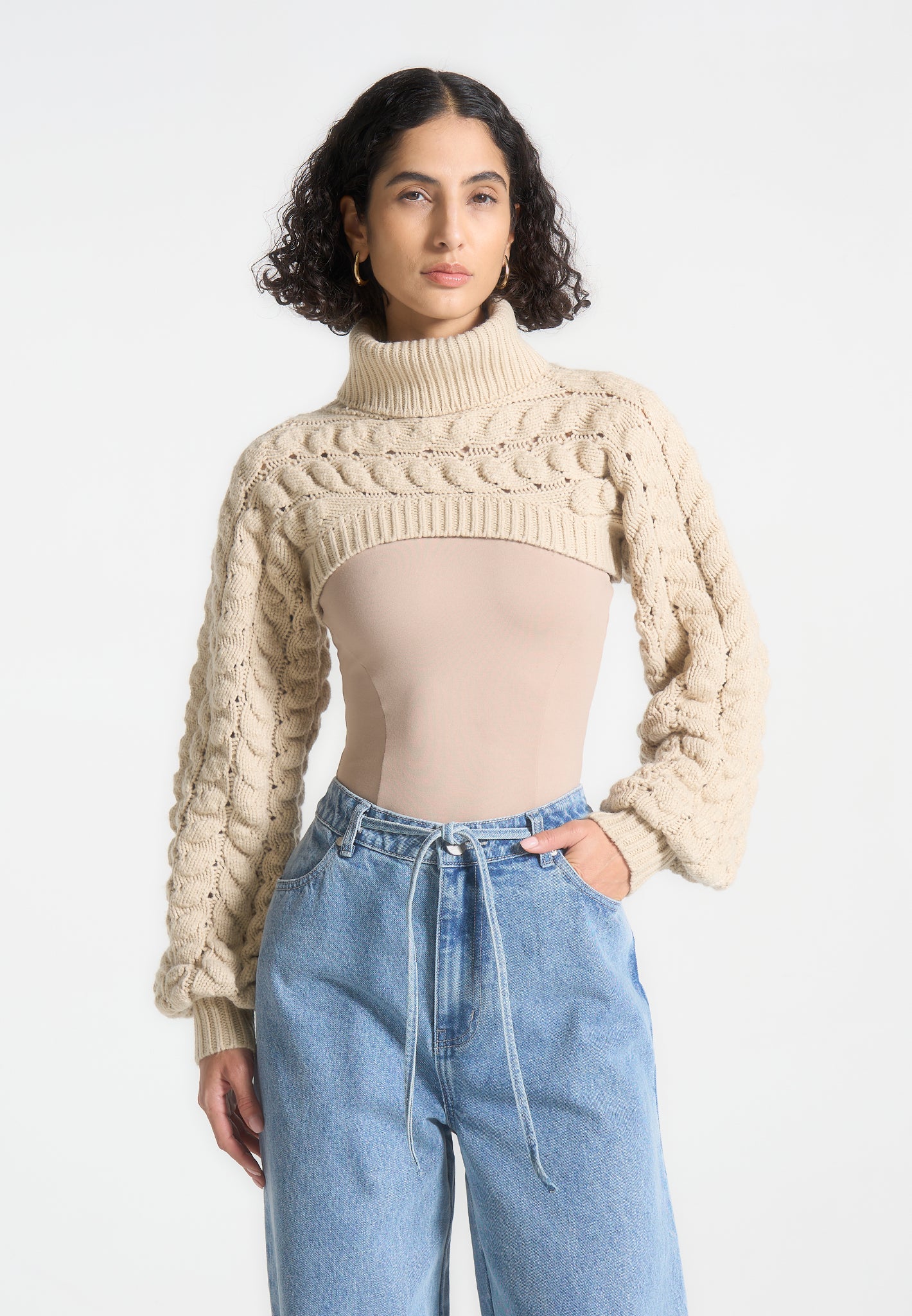 turtleneck-cable-knit-arm-warmers-beige 