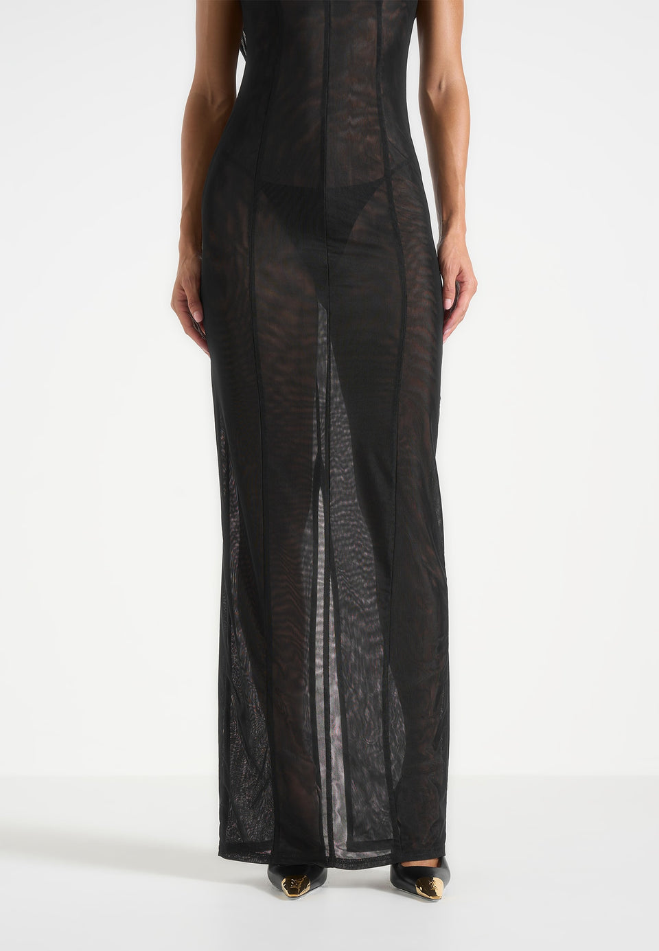 Ulina - Seamed Sheer Back Hardware Detail Maxi Dress - Black