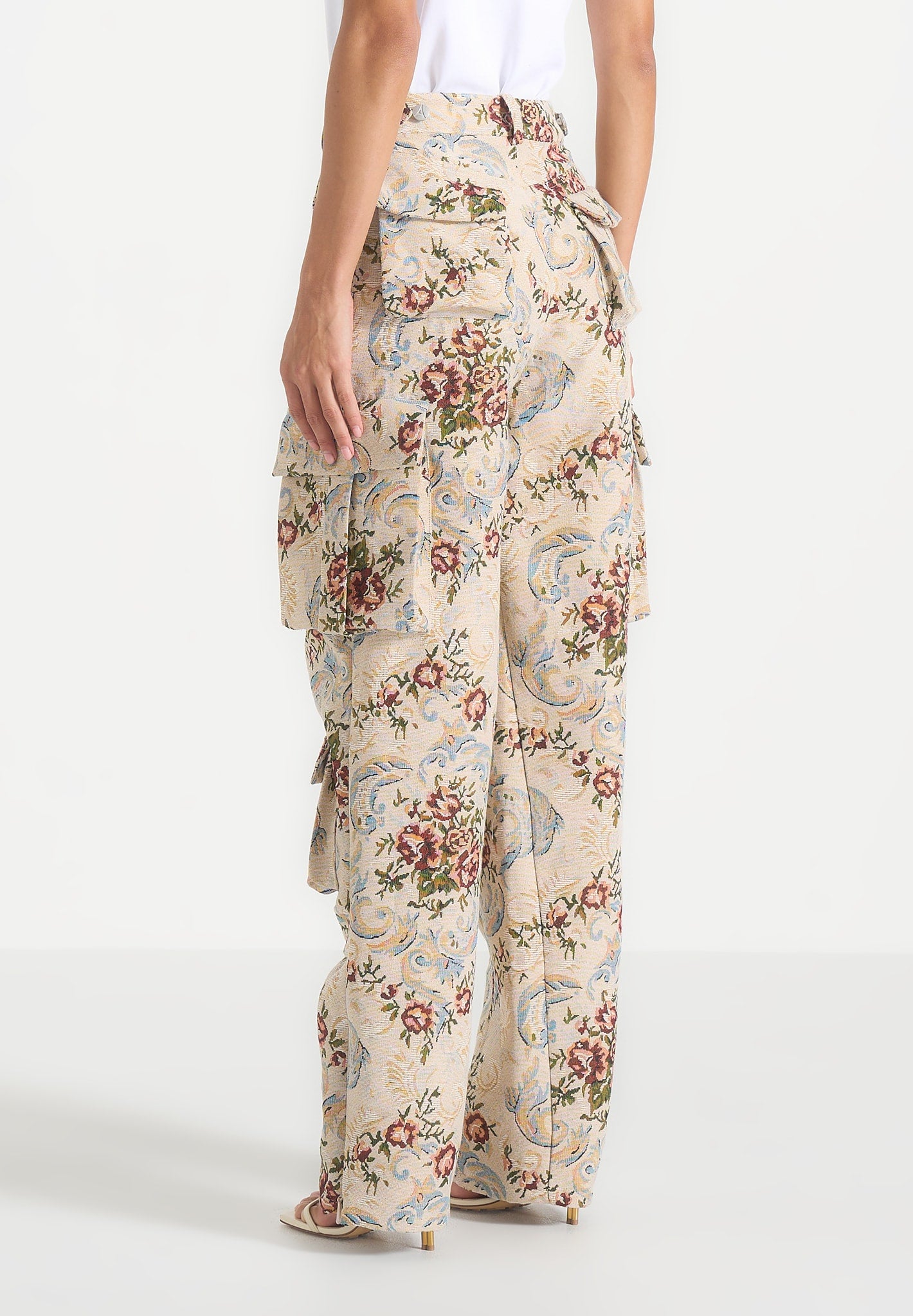 Emilie - High Waisted Tapestry Cargo Pants - Beige
