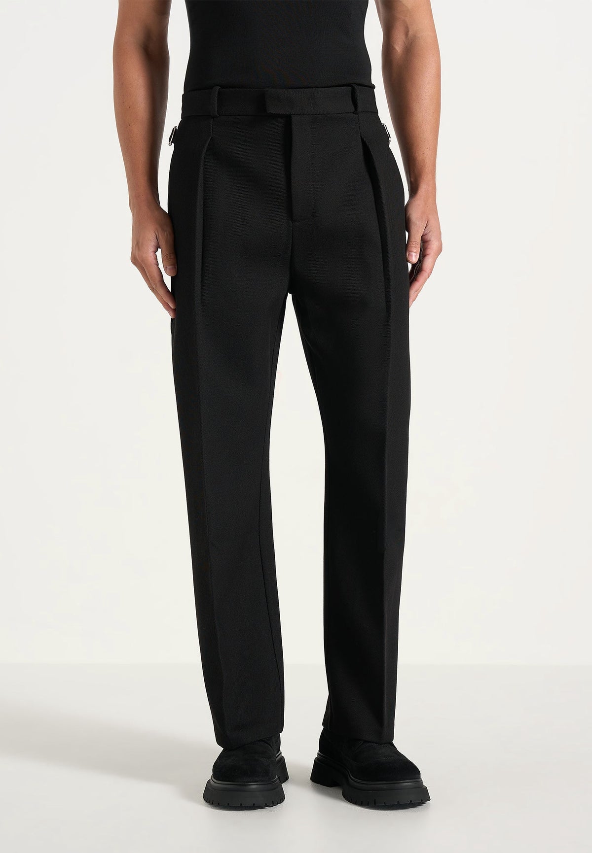 Dorian - Pleated Tailored Trousers - Black
