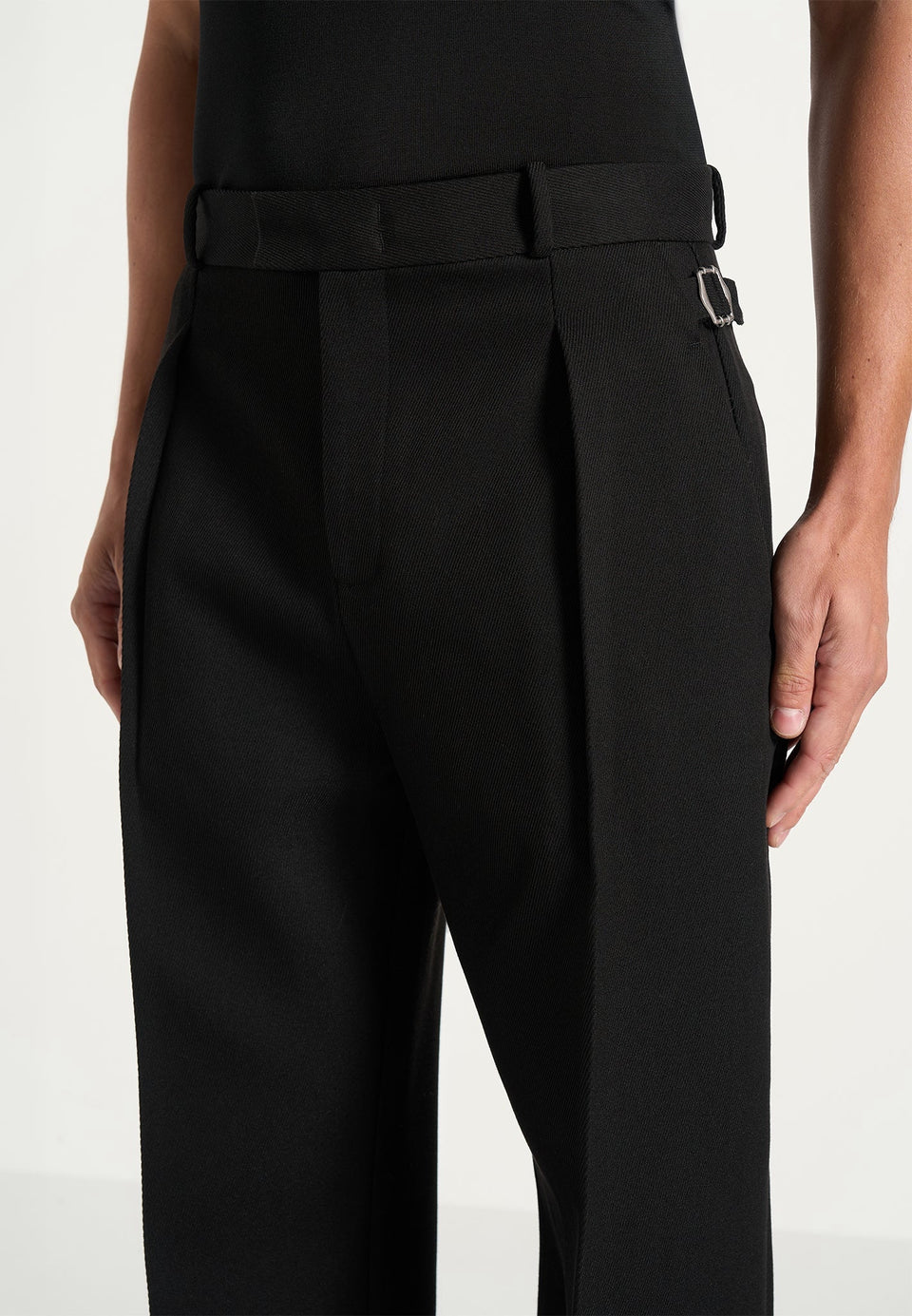 Dorian - Pleated Tailored Trousers - Black