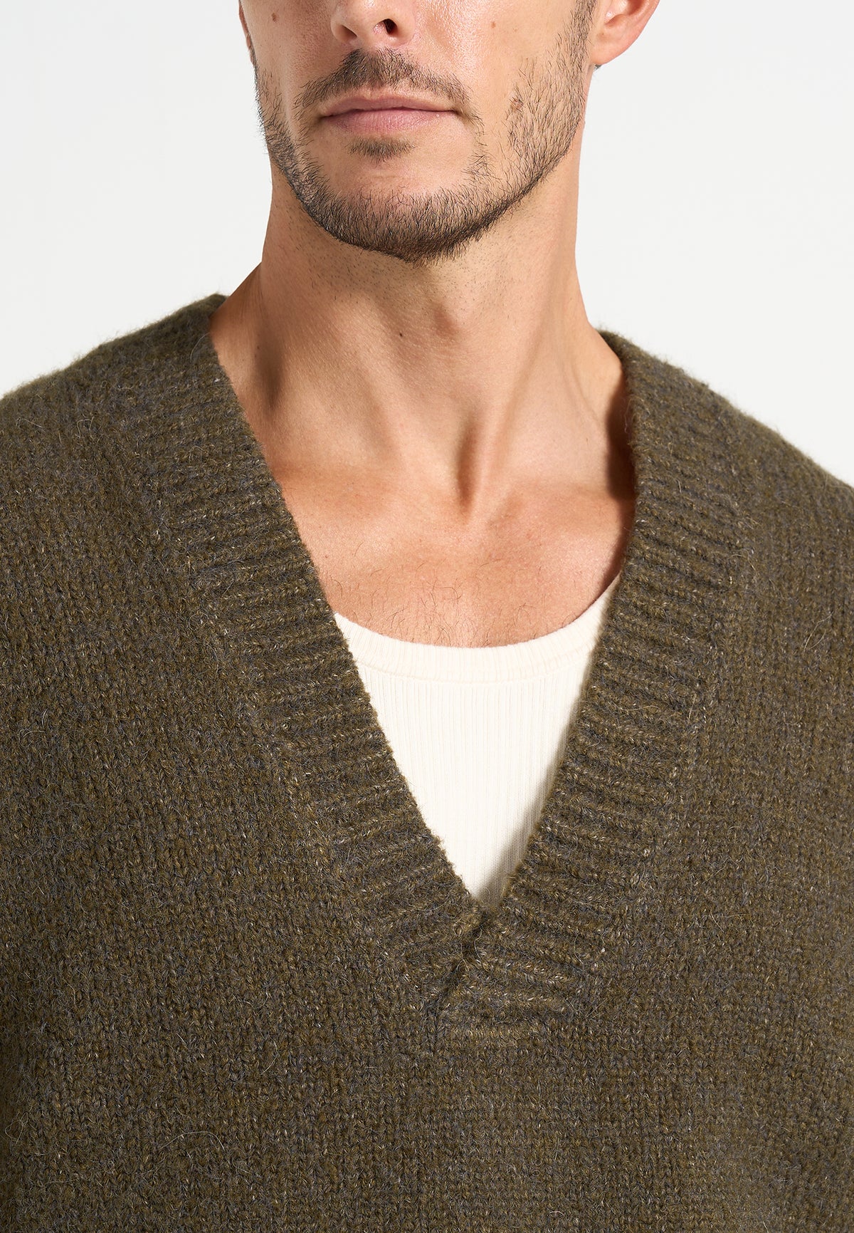 Chad - V-Neck Knit Jumper - Olive