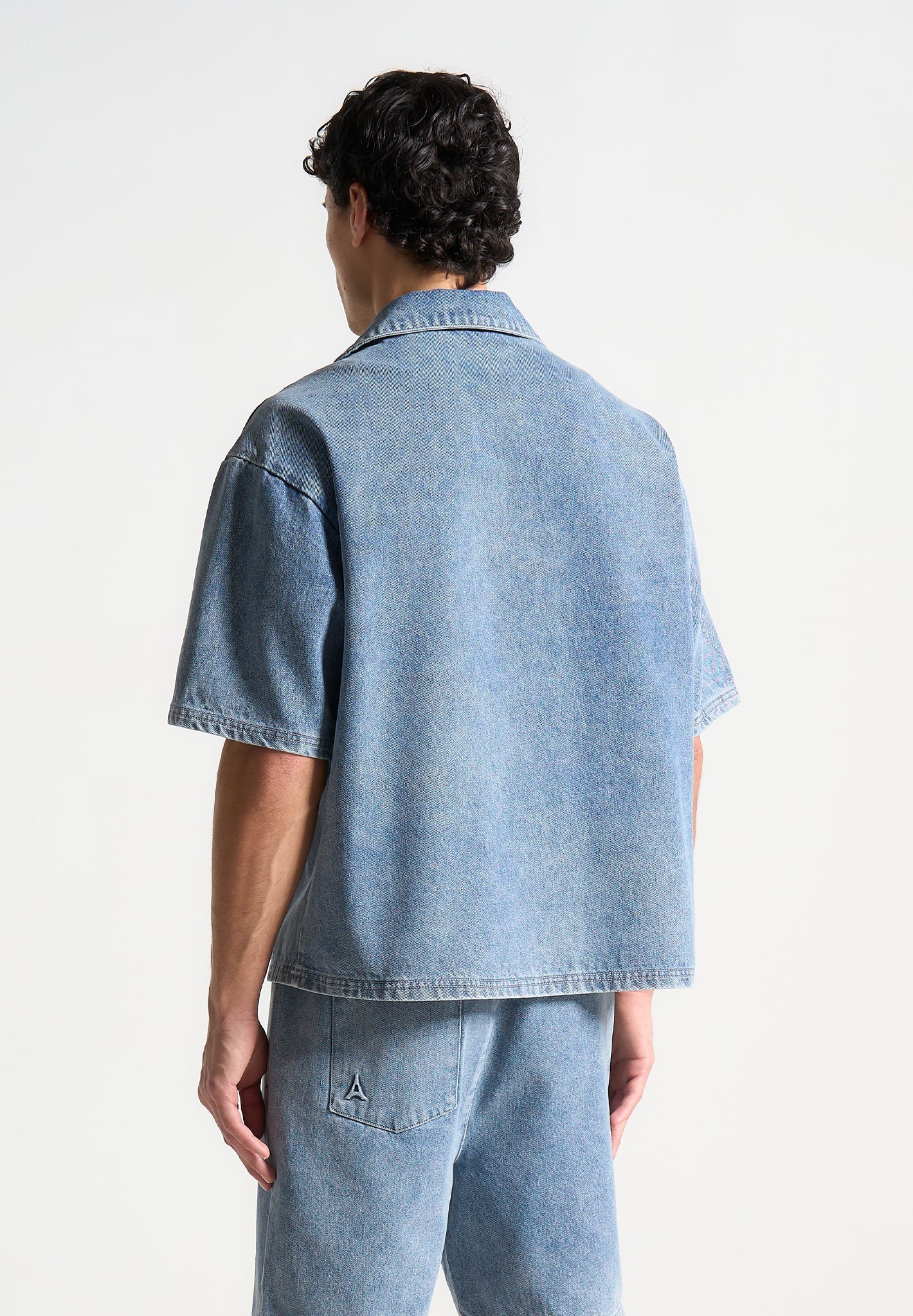 boxy-denim-revere-shirt-mid-blue