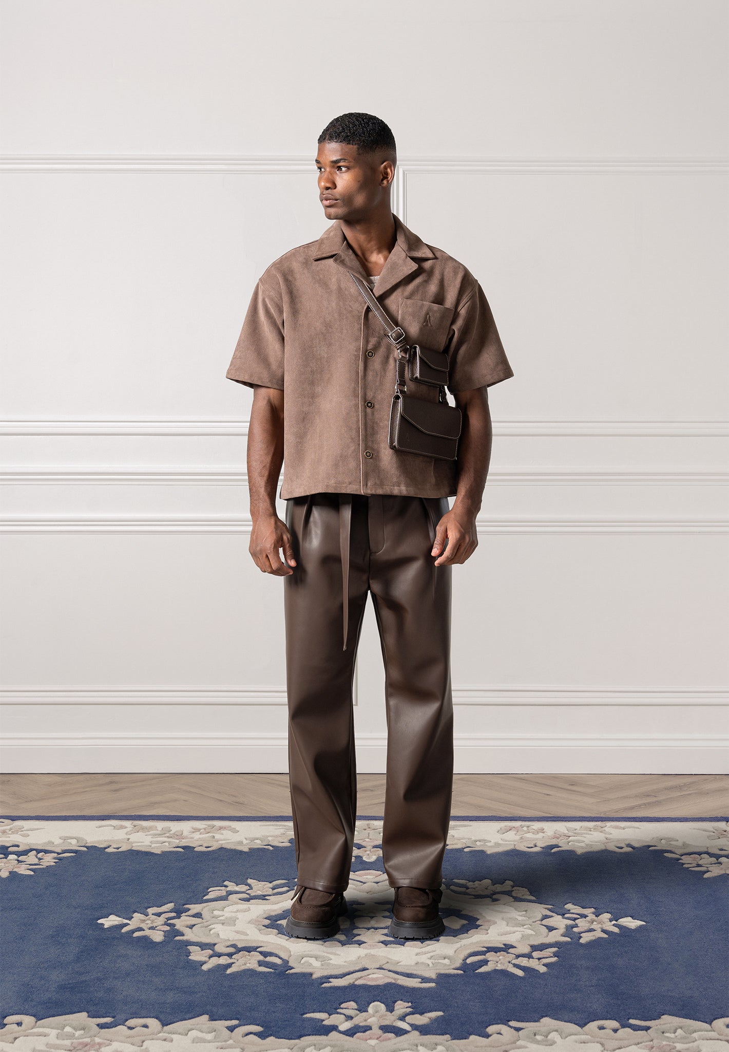 クリスマスツリー特価！ Shirt Suede Boxy - Voir De Manière | Brown ジャケット・アウター