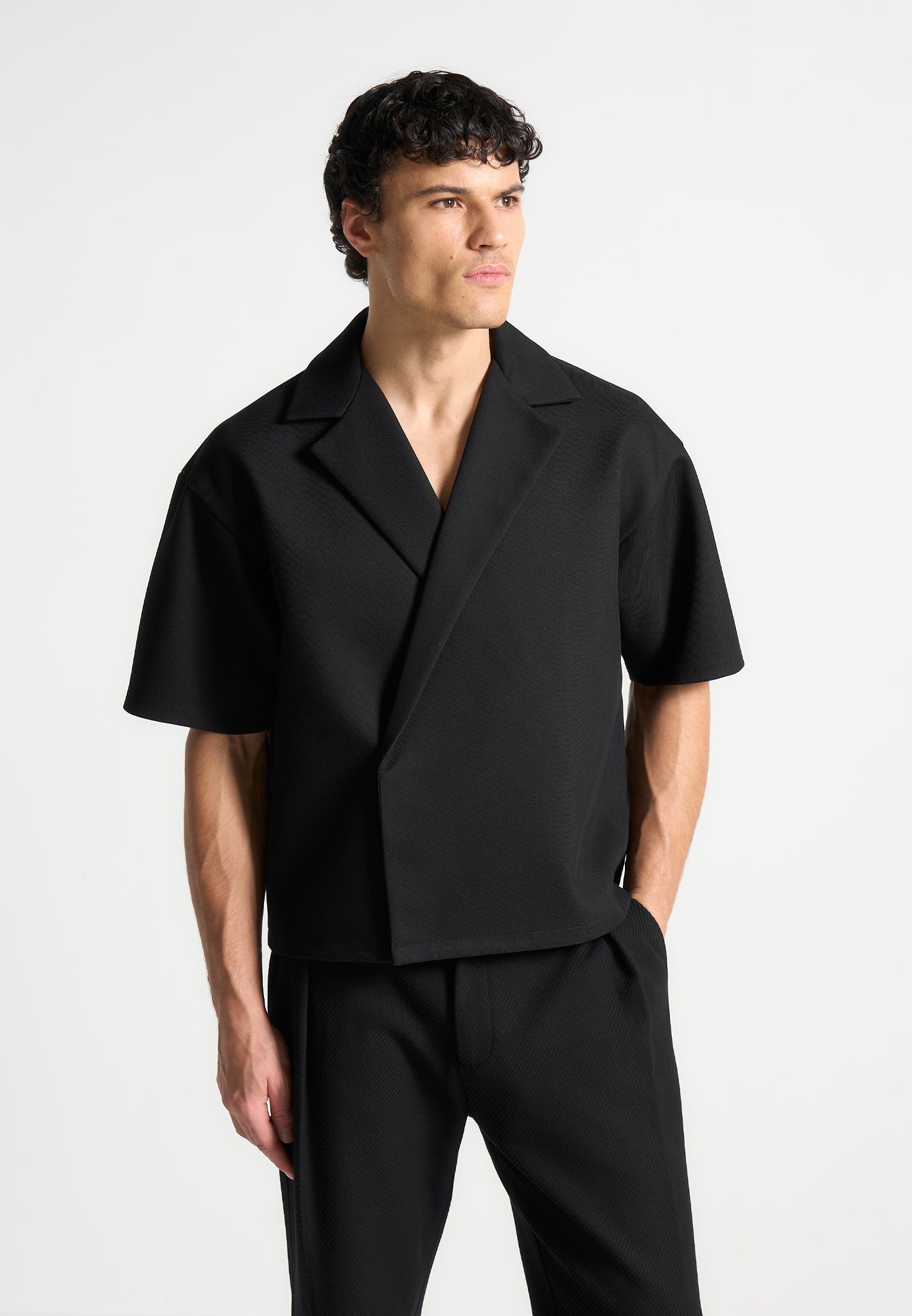 boxy-twill-double-breasted-shirt-black