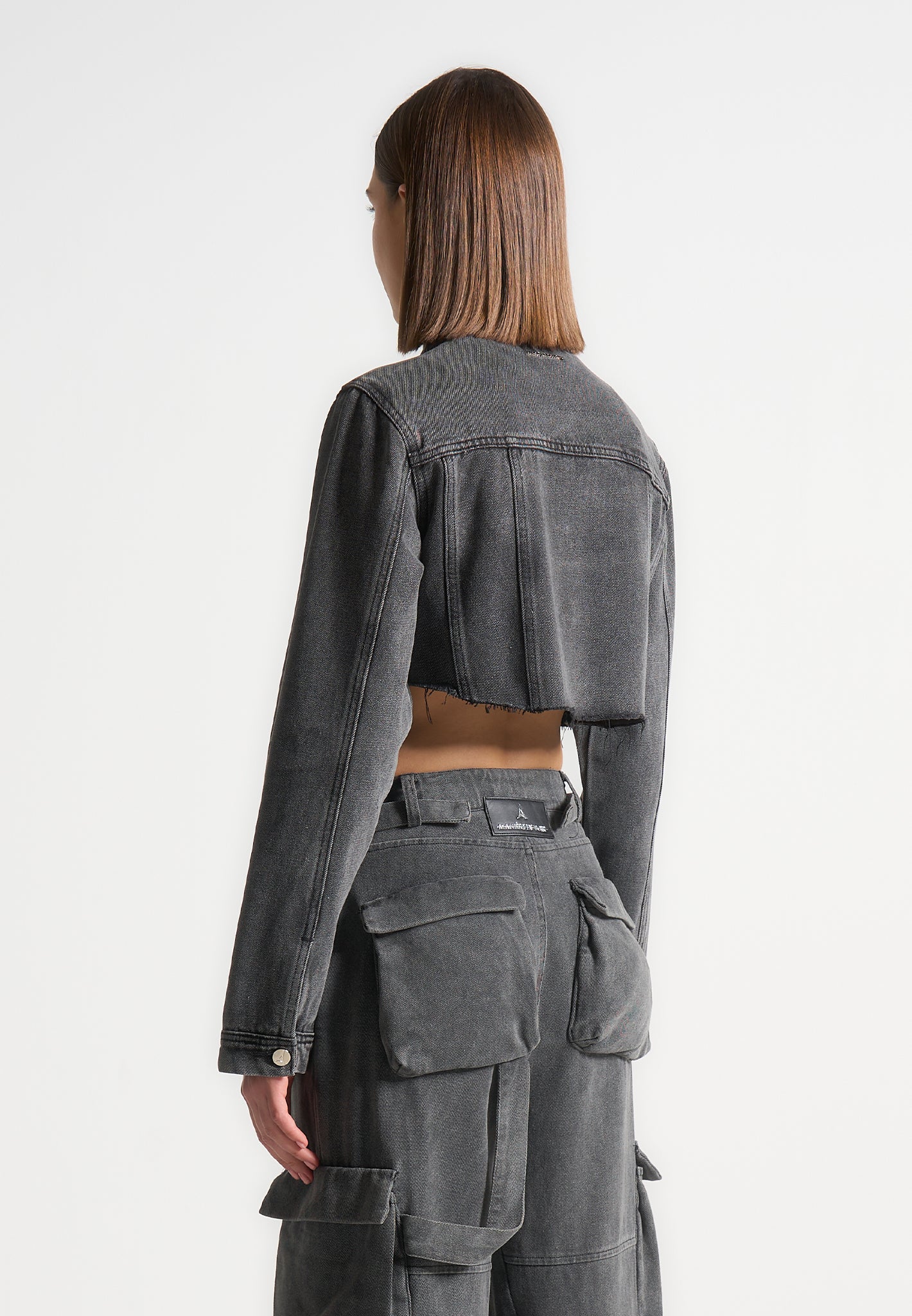 cropped-tacked-sleeve-jacket-washed-grey