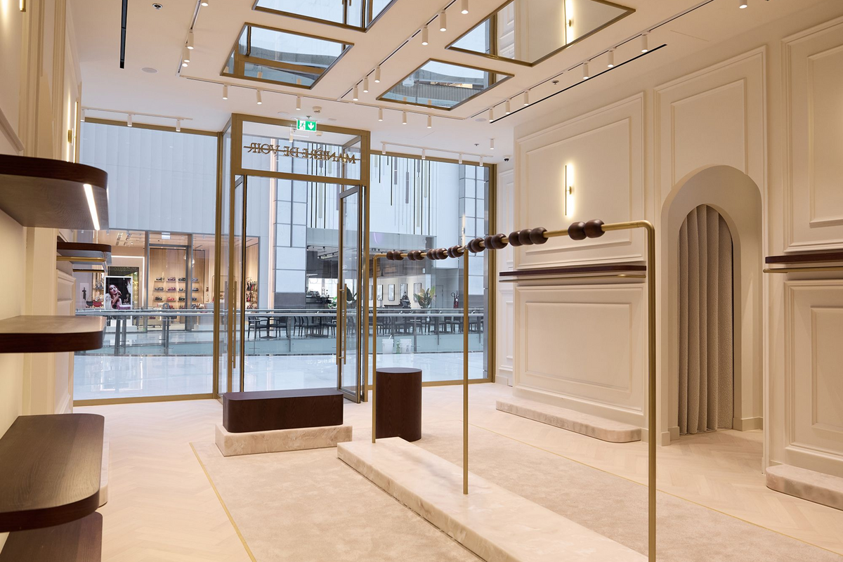 Store gallery image