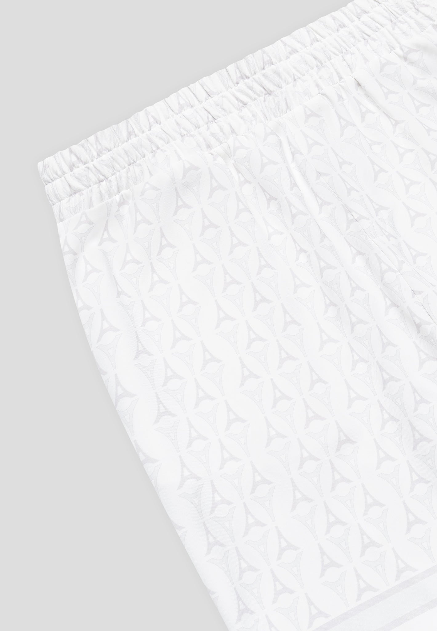 eiffel-monogram-shorts-white