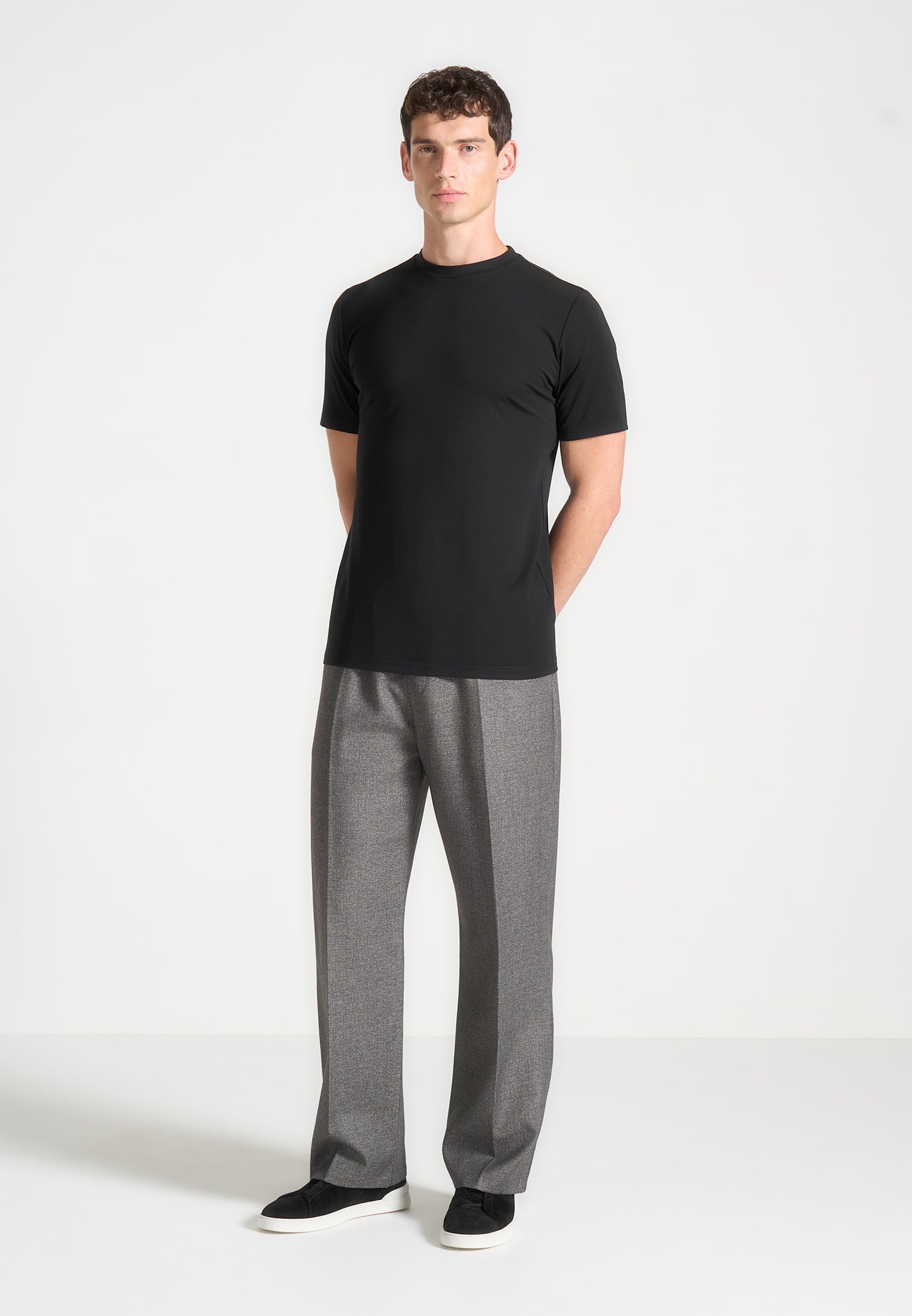 ts003-fitted-luxe-t-shirt-black