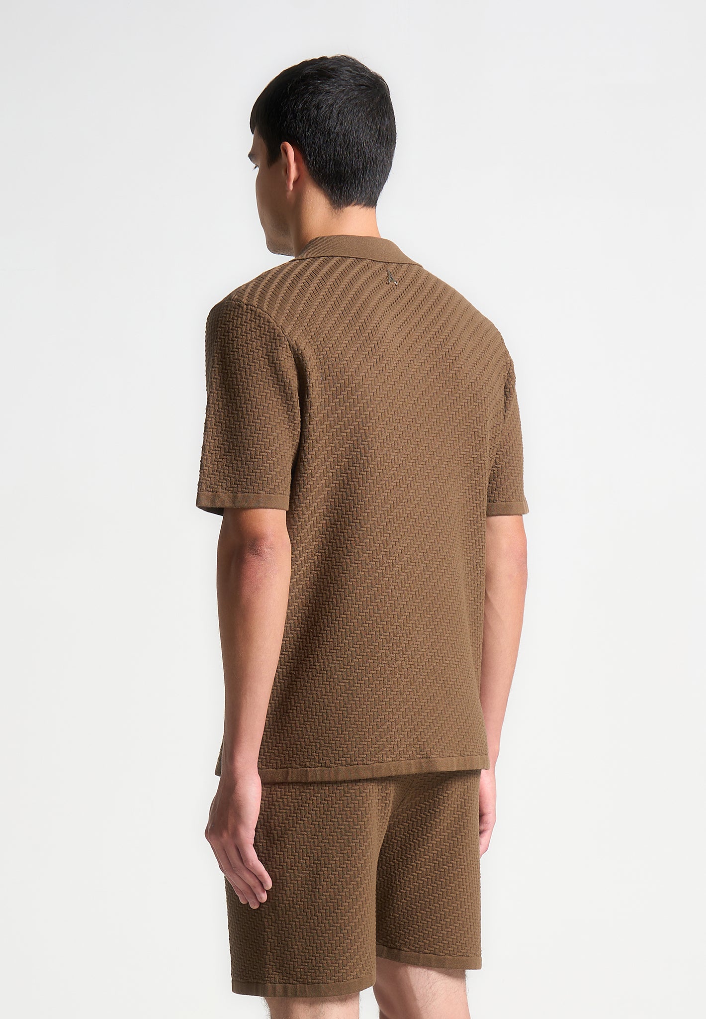 herringbone-knit-revere-shirt-brown