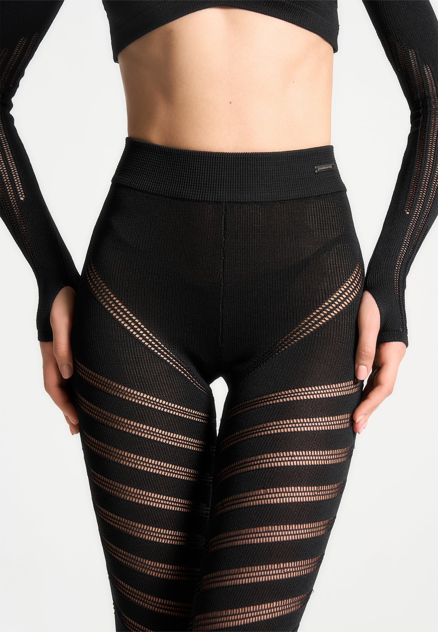 High Waisted Knitted Spiral Contour Leggings Black