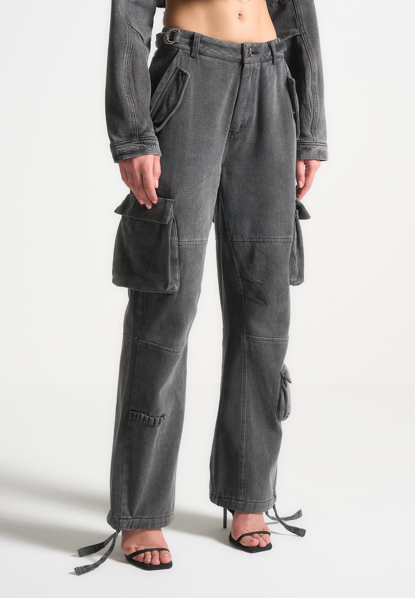 mid-rise-cargo-pants-washed-grey-1