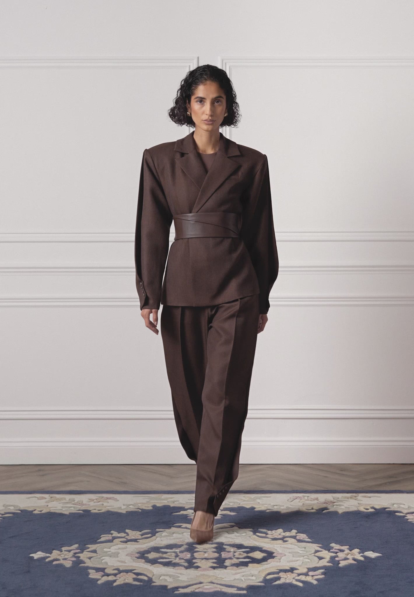 twist-sleeve-tailored-blazer-with-belt-brown