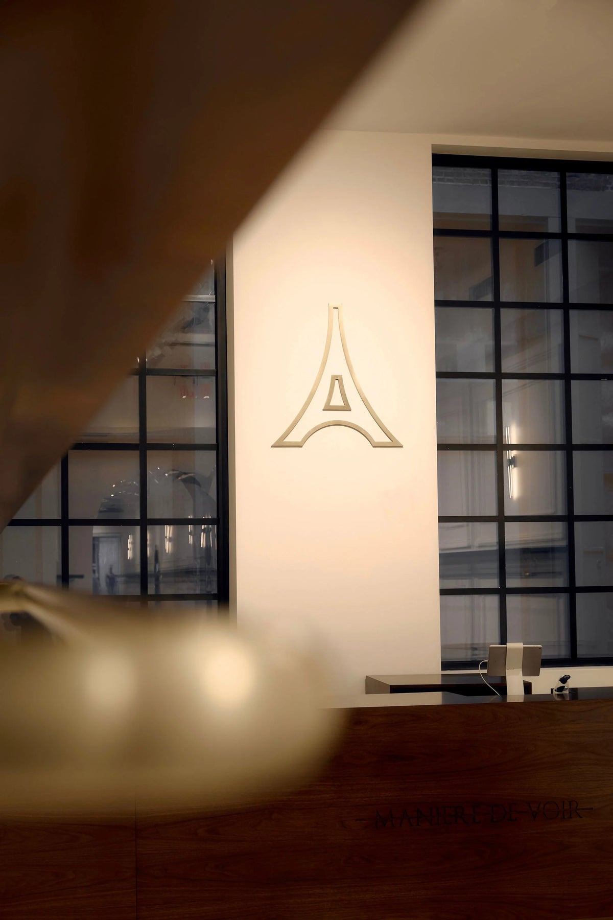 Store gallery image