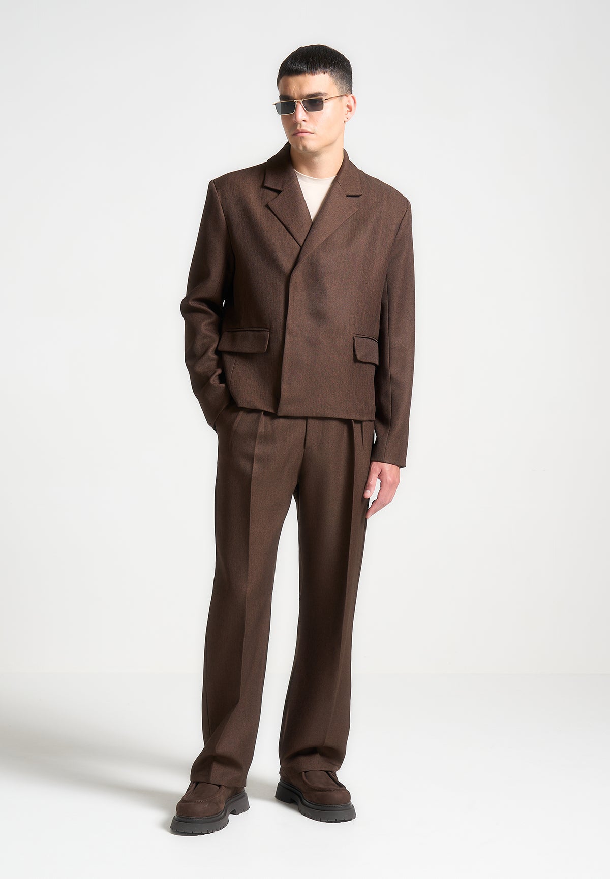 Pierre - Relaxed Fit Pleated Tailored Trousers - Brown