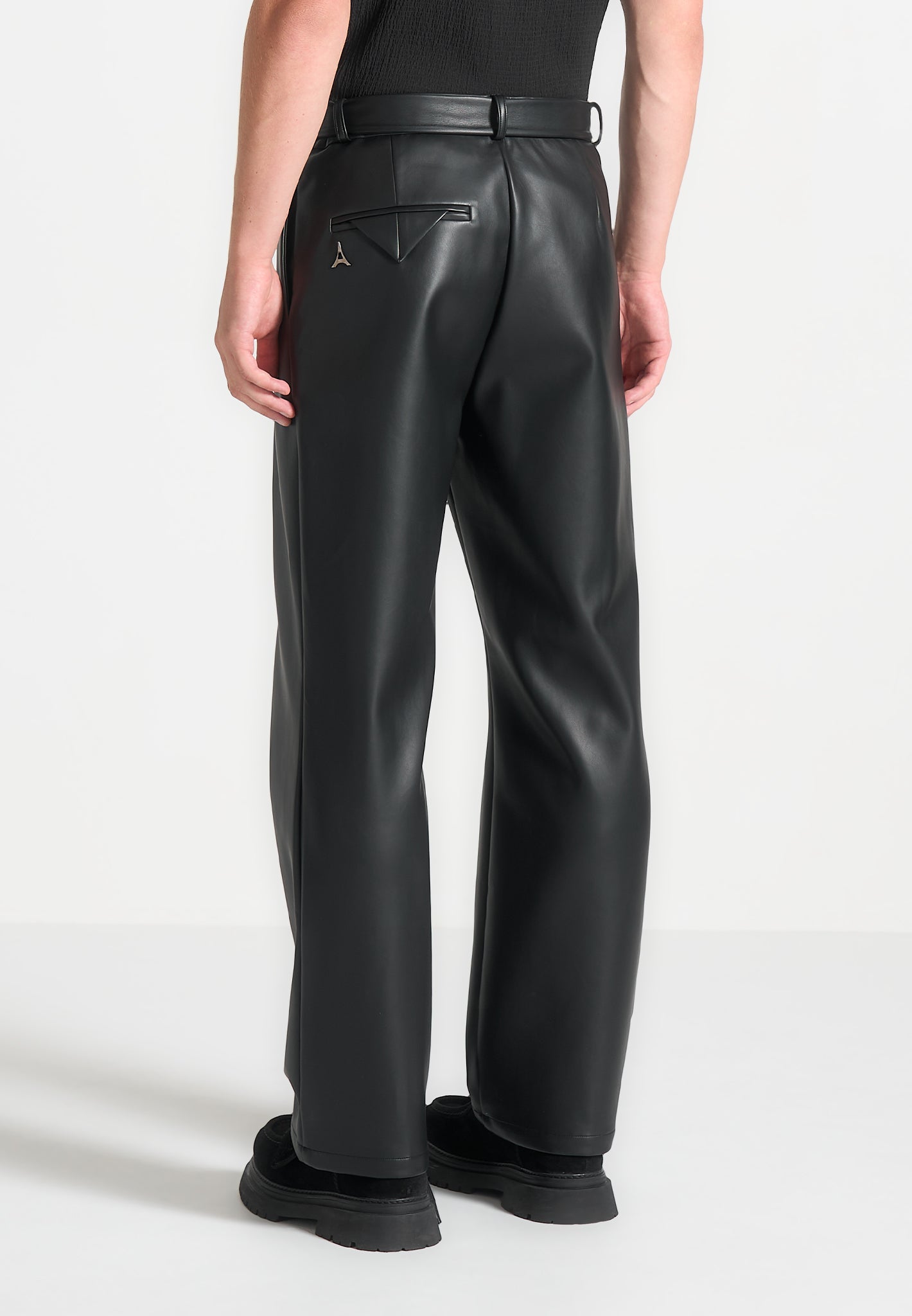 relaxed-fit-vegan-leather-pleated-trouser-black