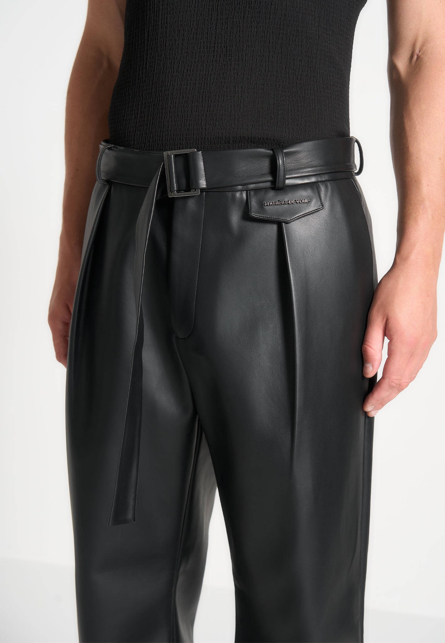 relaxed-fit-vegan-leather-pleated-trouser-black