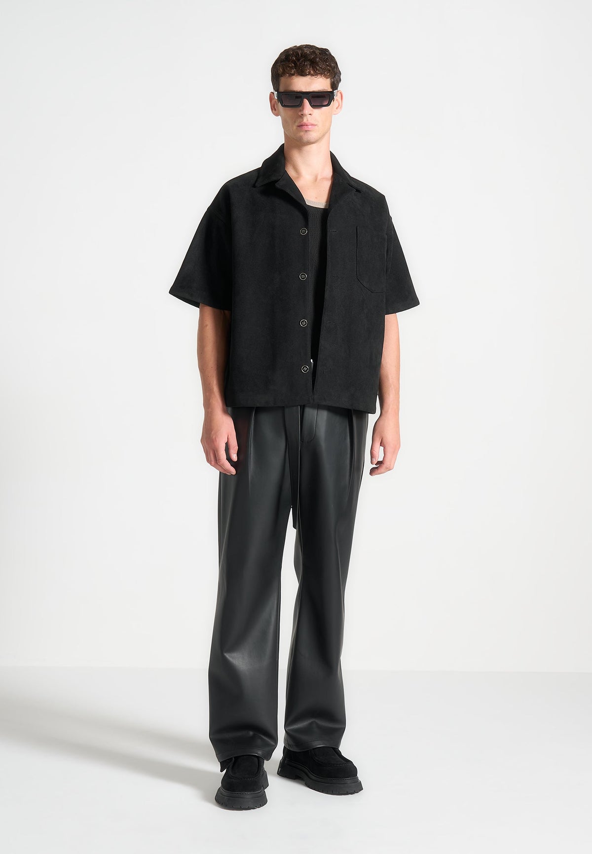 Serge - Relaxed Fit Leather Pleated Trousers - Black