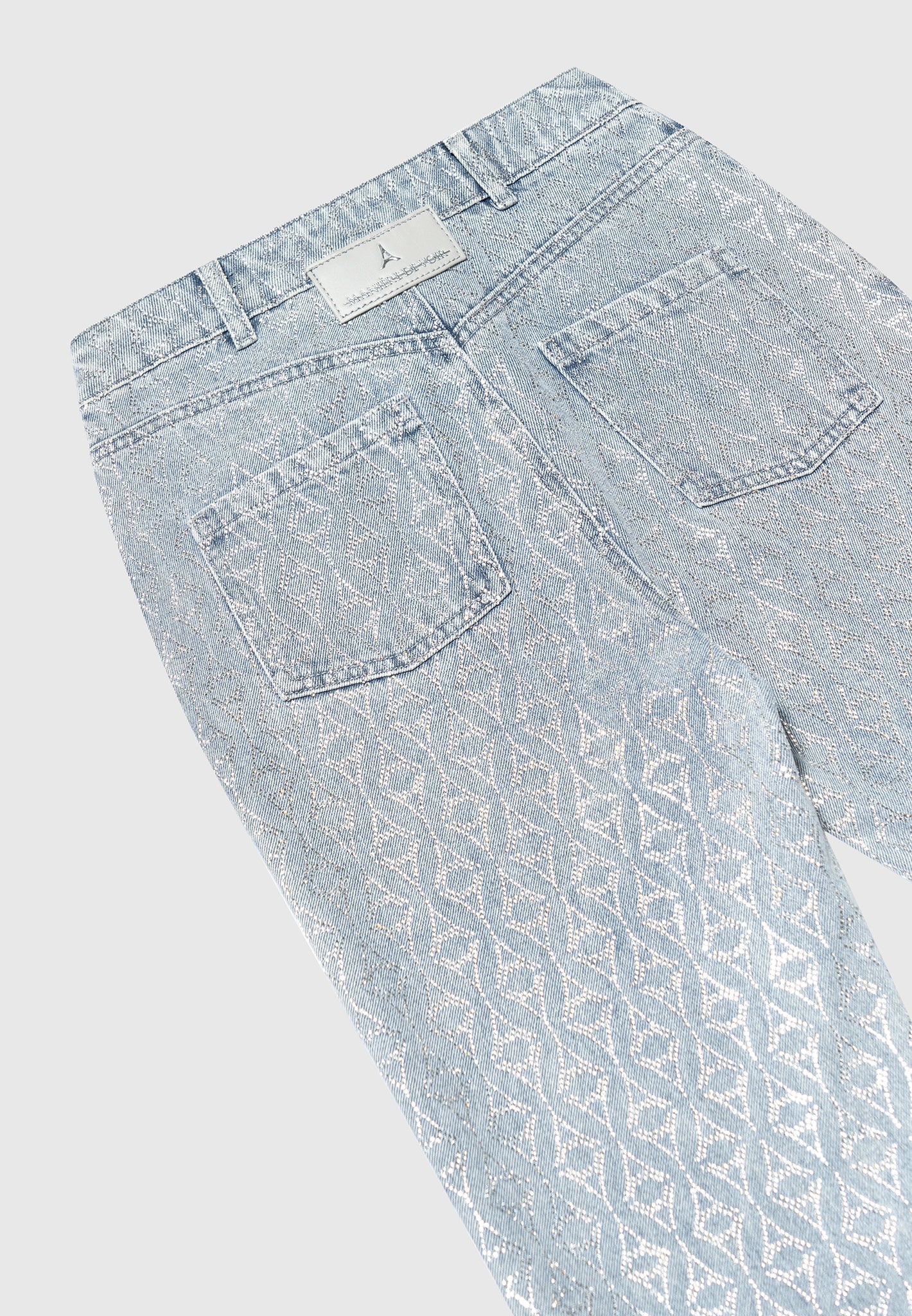 rhinestone-eiffel-boyfriend-jeans-mid-blue