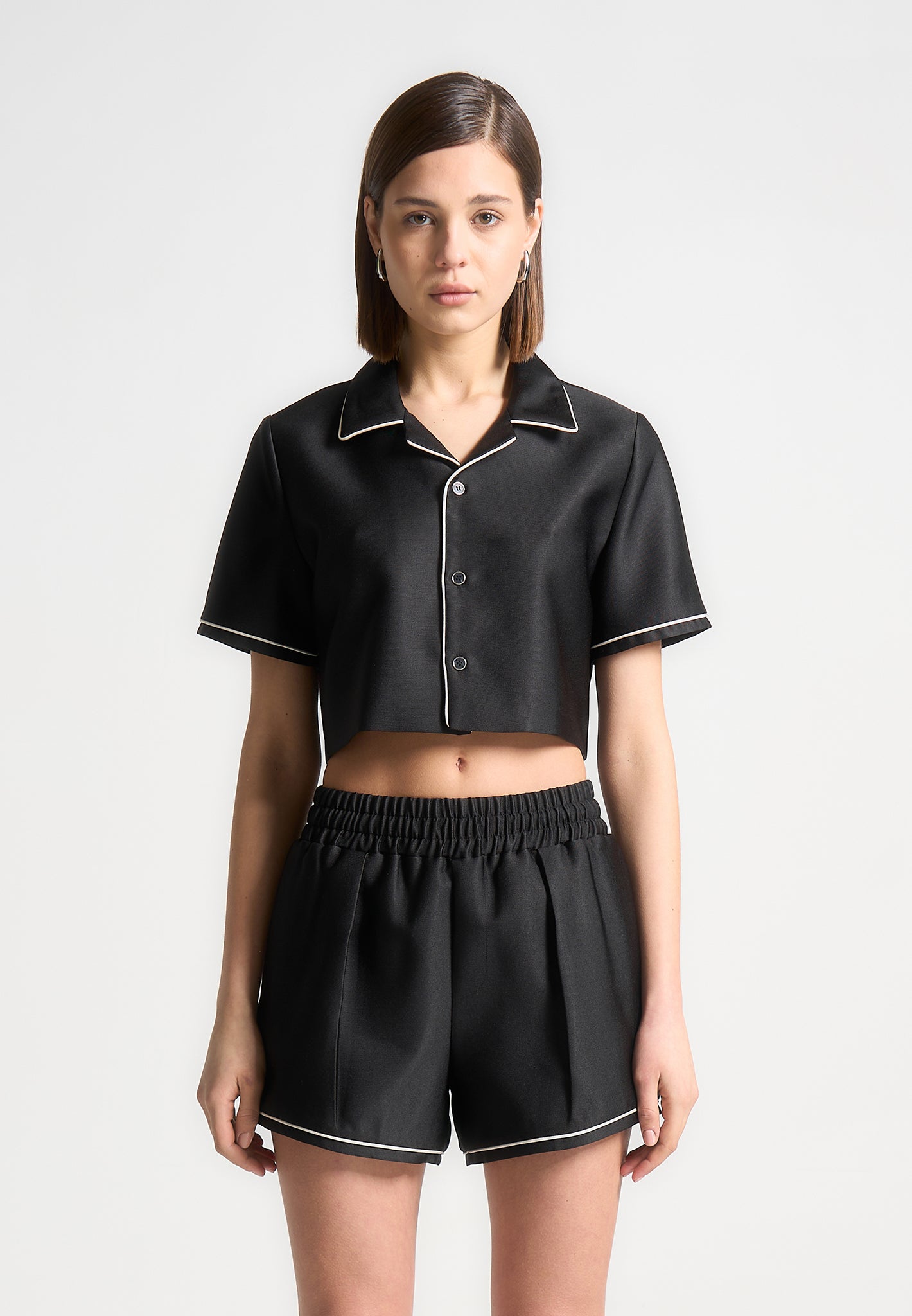 satin-cropped-shirt-with-piping-black