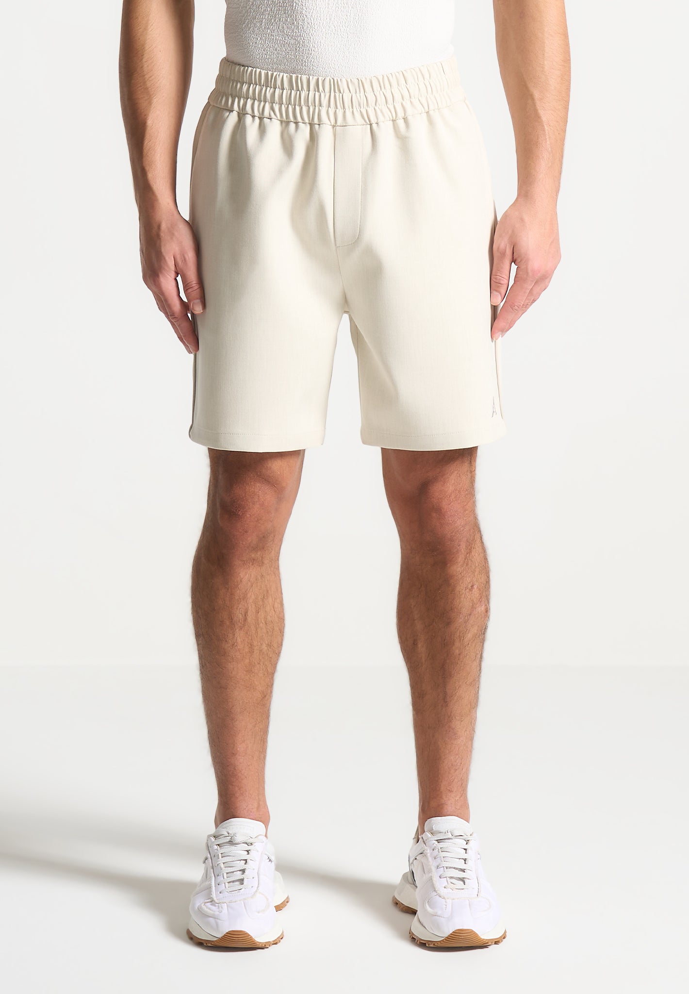 signature-baseball-shorts-beige