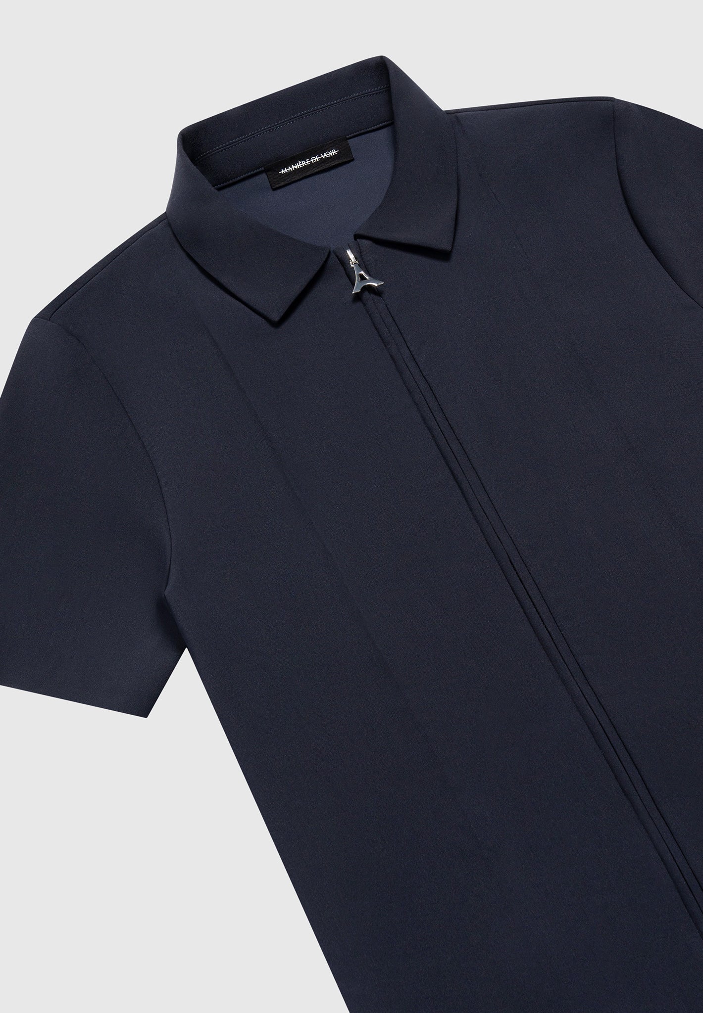 tailored-shirt-with-crease-navy