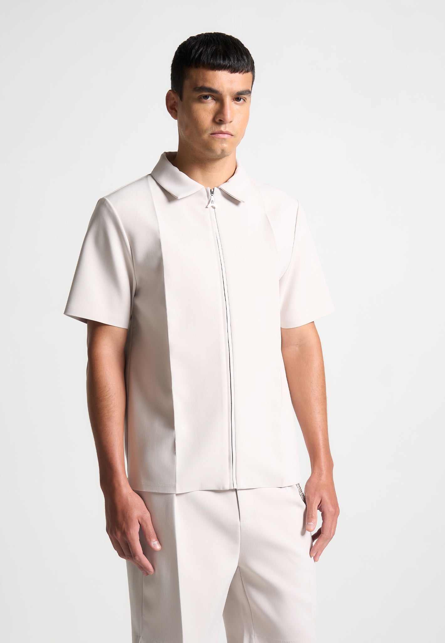 tailored-shirt-with-crease-stone