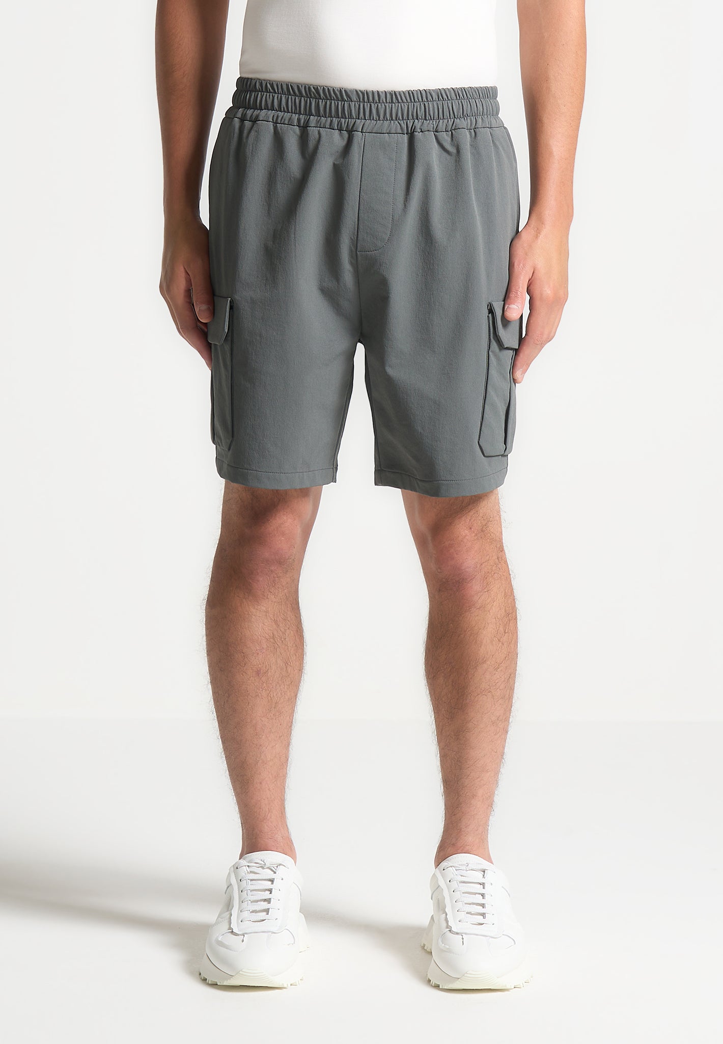 technical-cargo-shorts-charcoal-grey