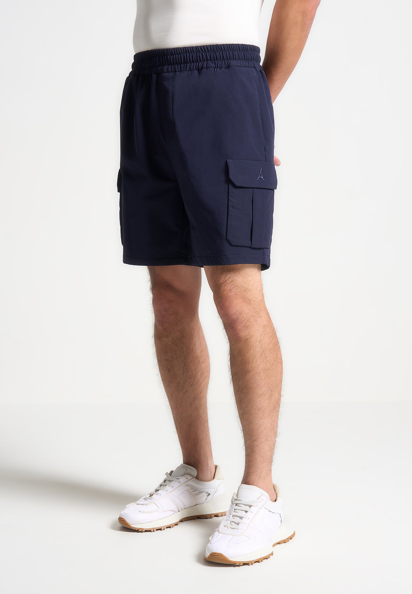 technical-cargo-shorts-navy