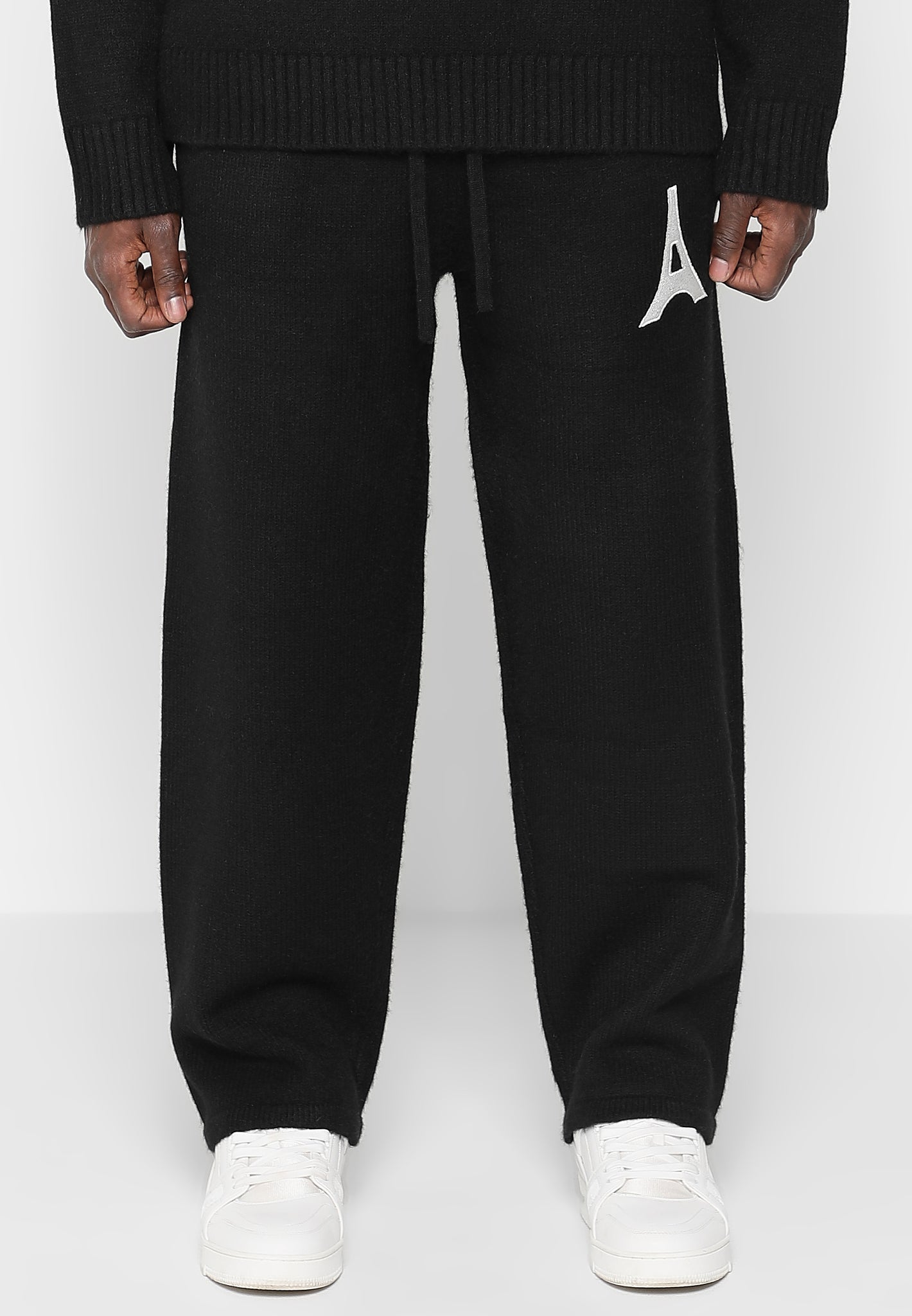 knitted-relaxed-fit-eiffel-joggers-black