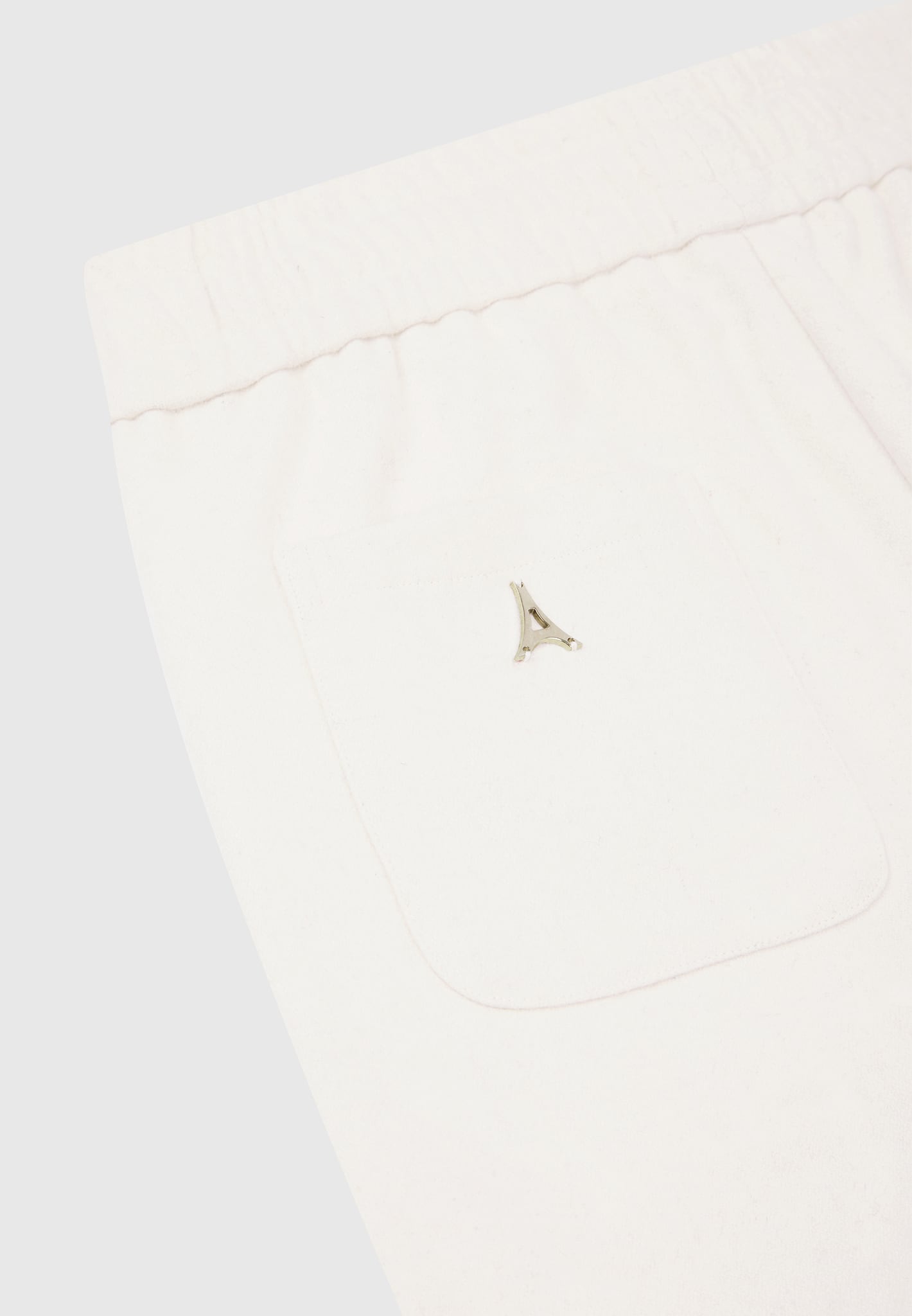 limited-edition-art-wool-blend-shorts-cream