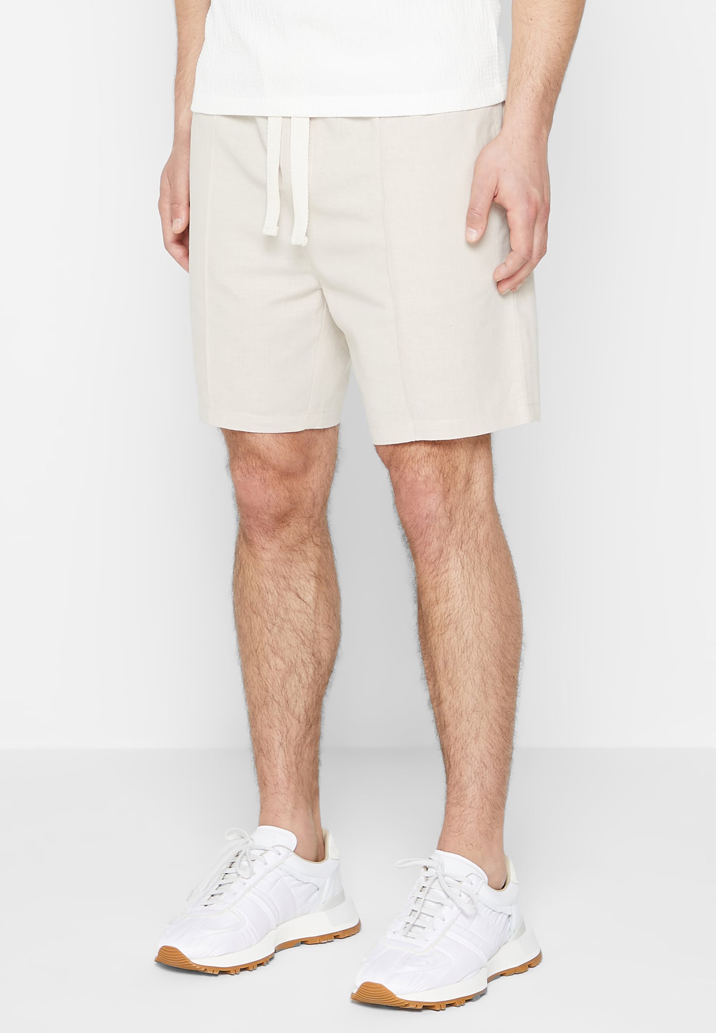 linen-pintuck-shorts-beige