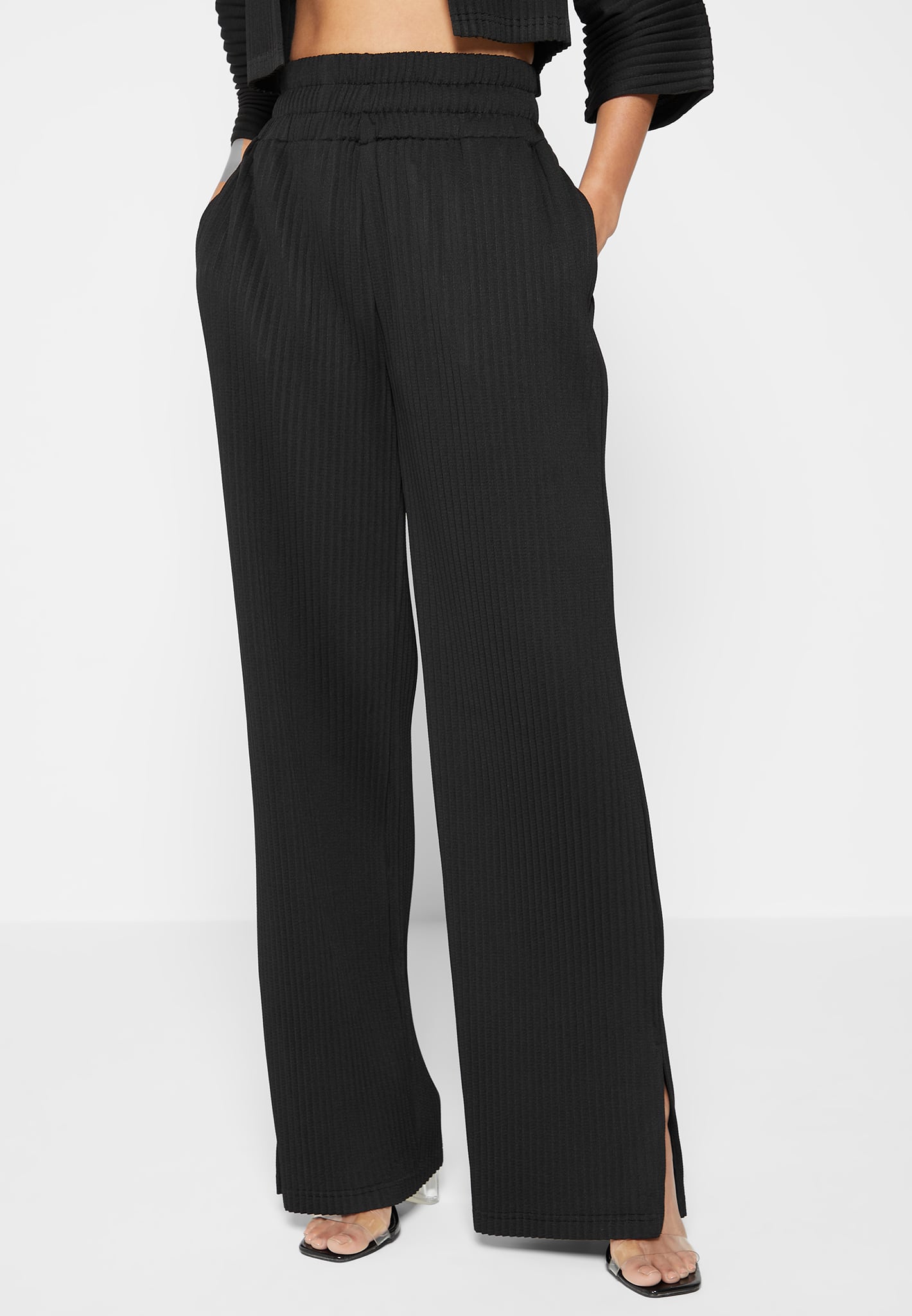 pleated-trousers-black-1