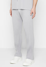 pleated-trousers-iced-grey
