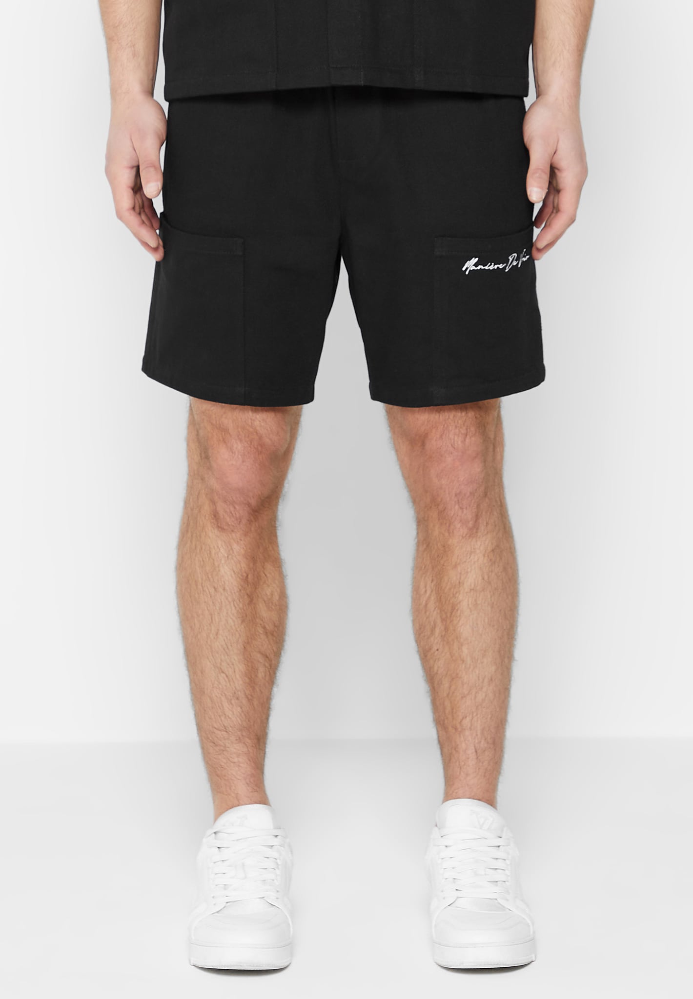 signature-twill-shorts-black