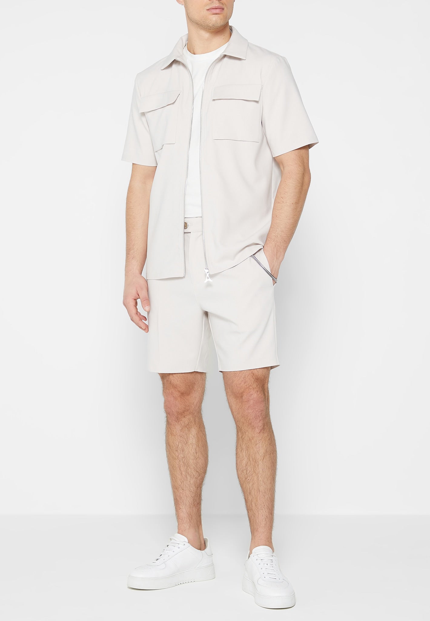 tailored-shorts-with-chain-stone